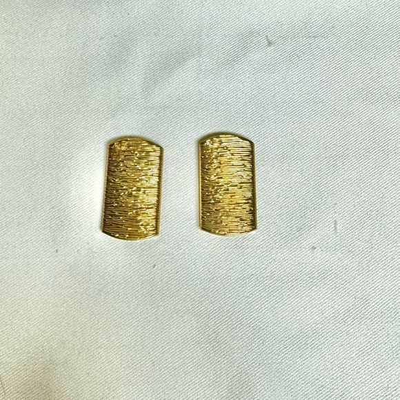 Buckle metal decor clothing accessory gold shiny - Picture 1 of 4